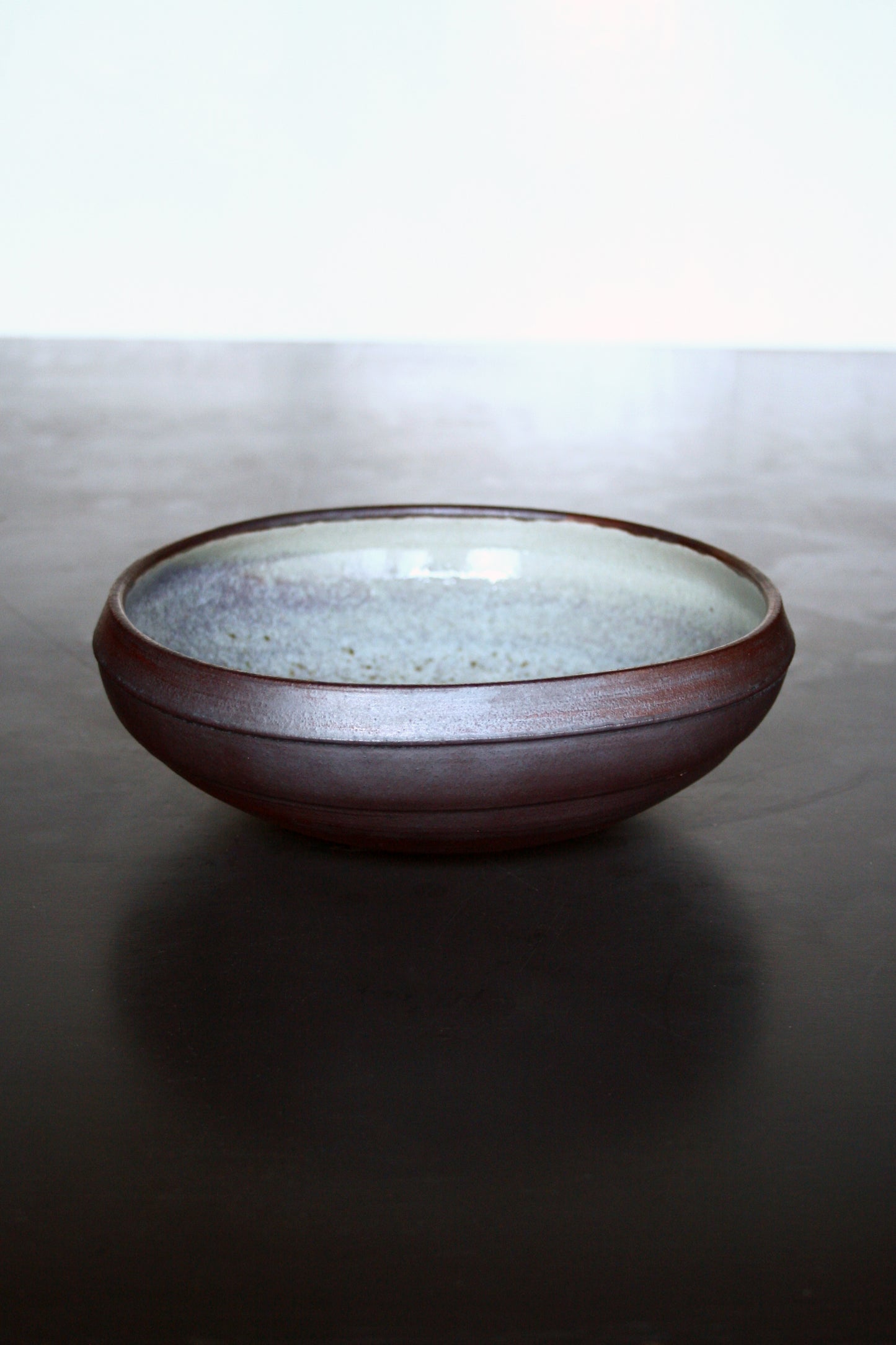 Asymmetric bowl