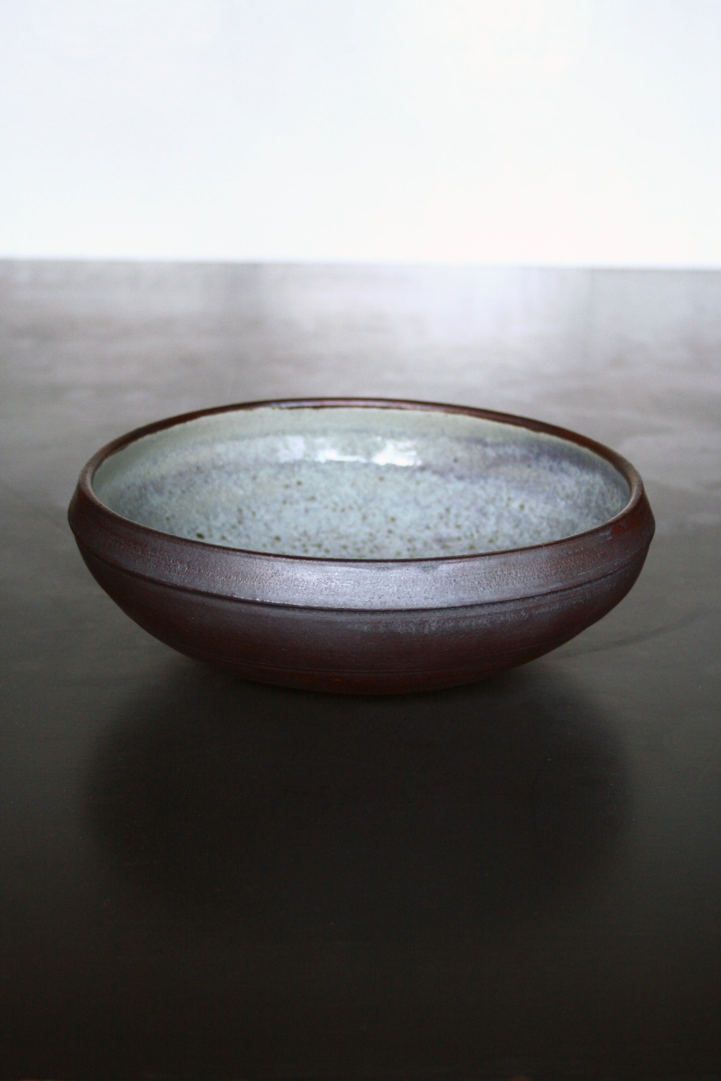 Asymmetric bowl