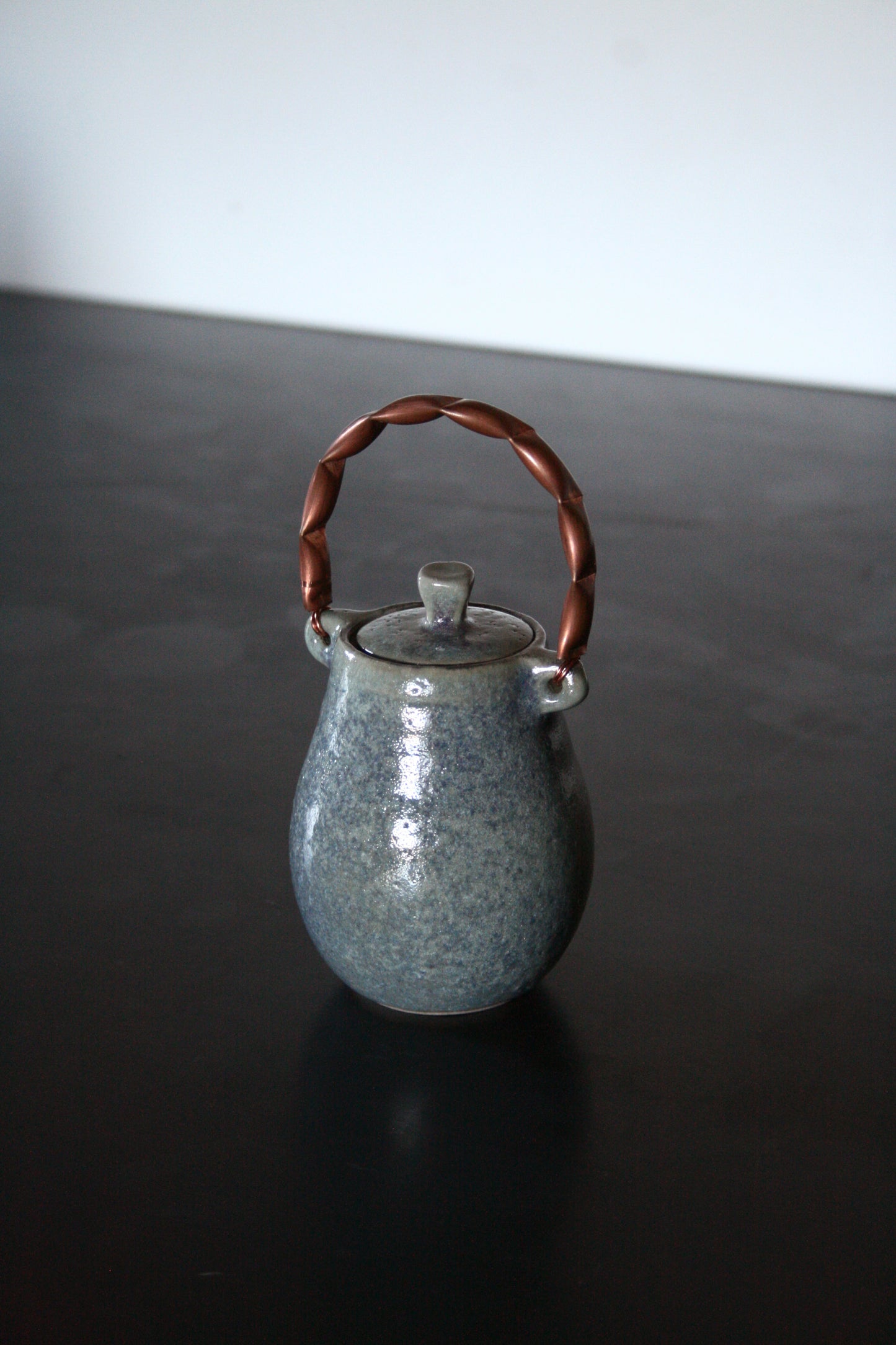 Caddy with copper handle