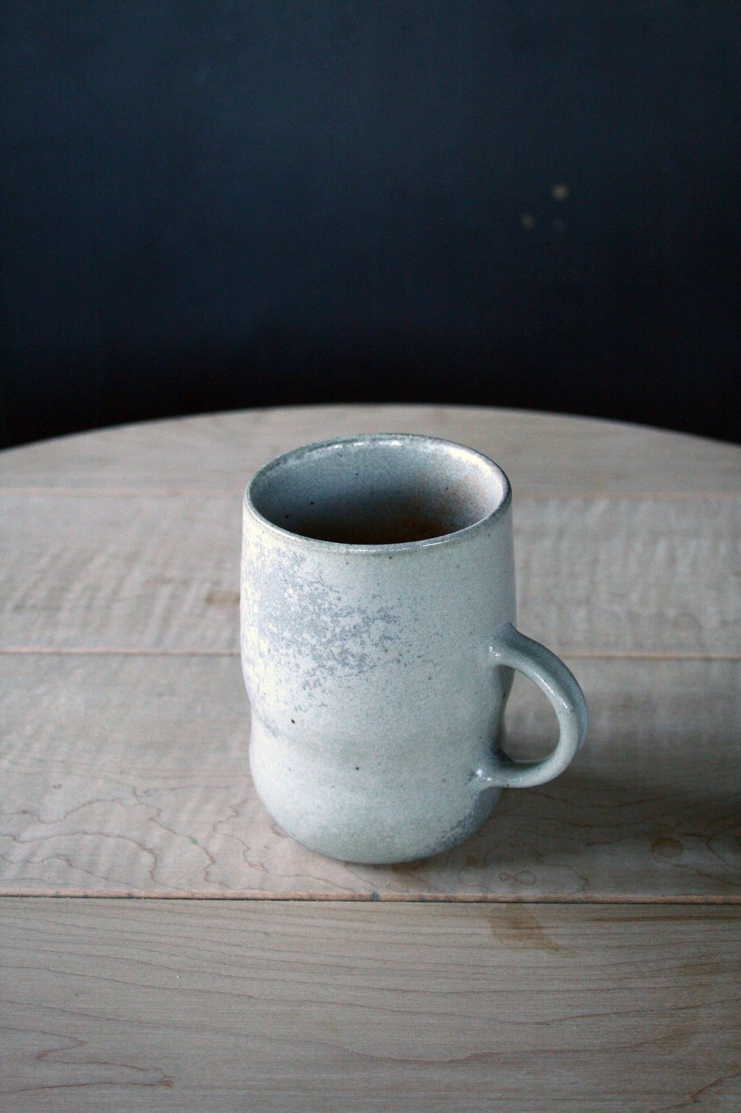 Tall mug