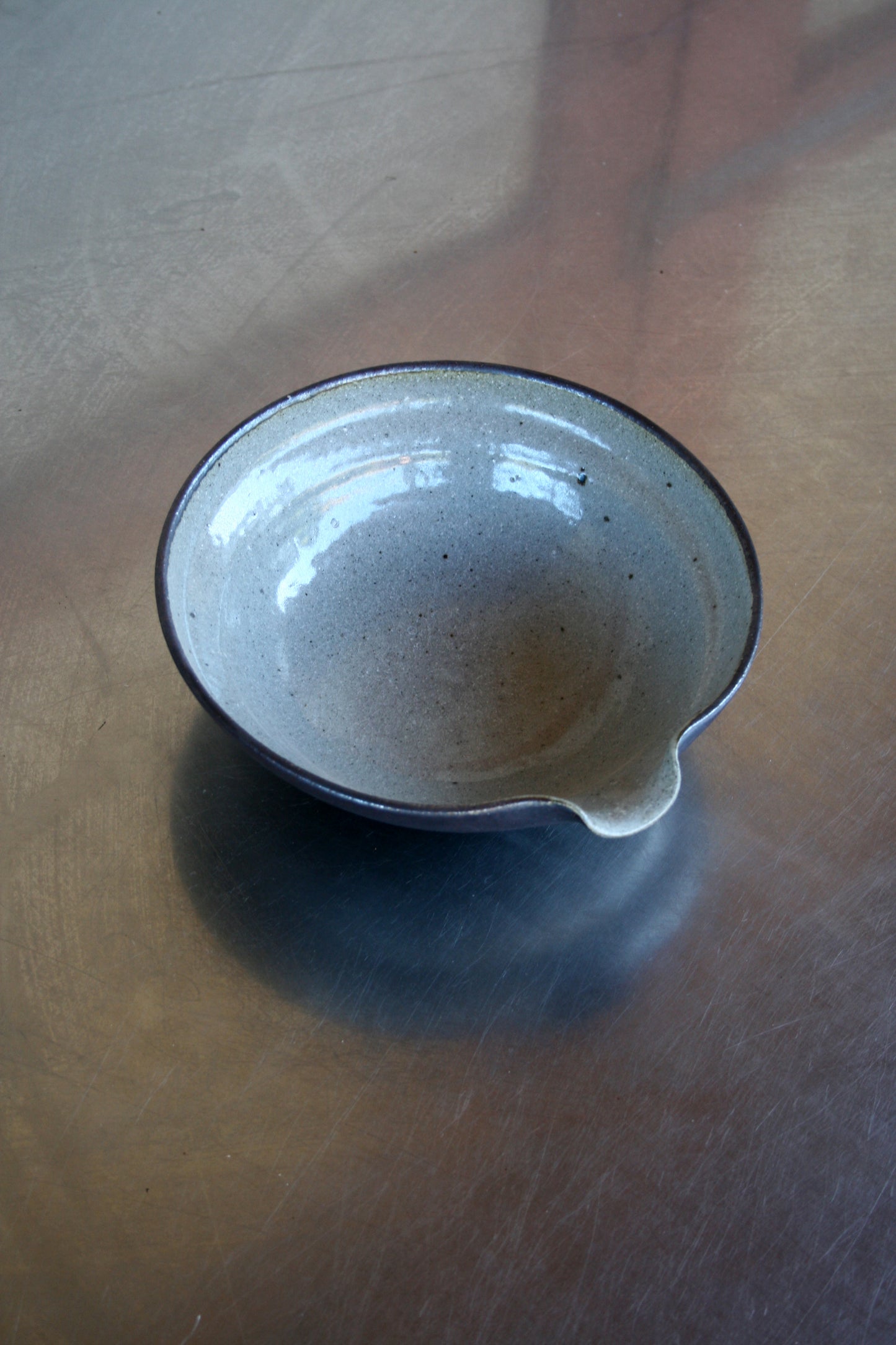 Pouring bowl