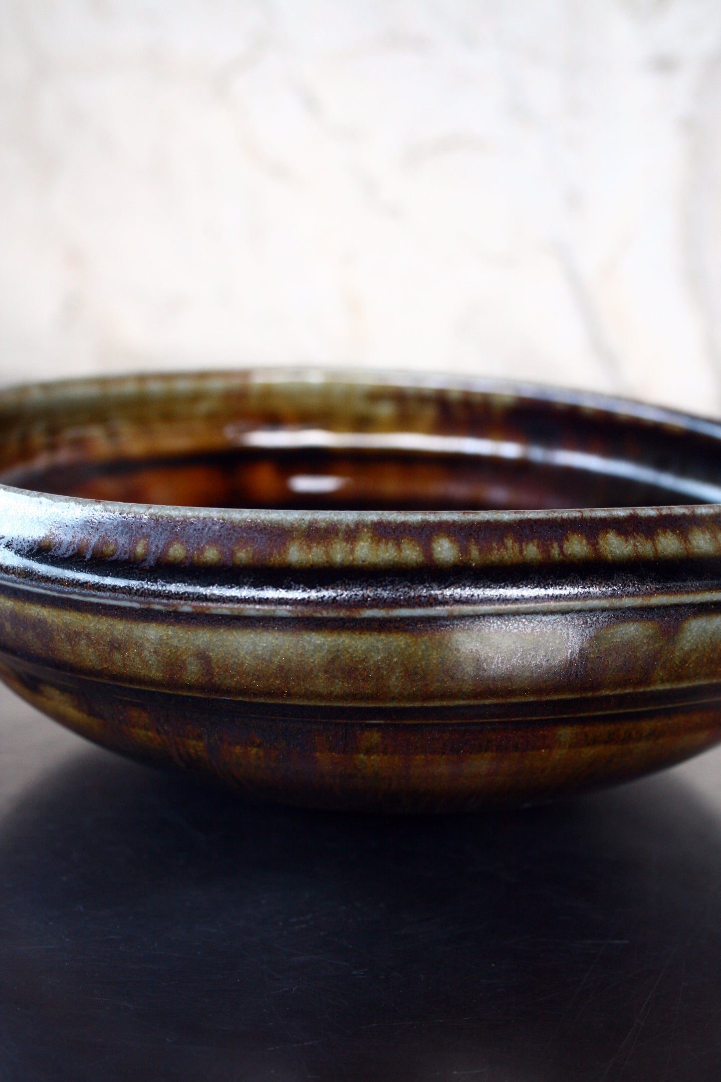 Asymmteric bowl