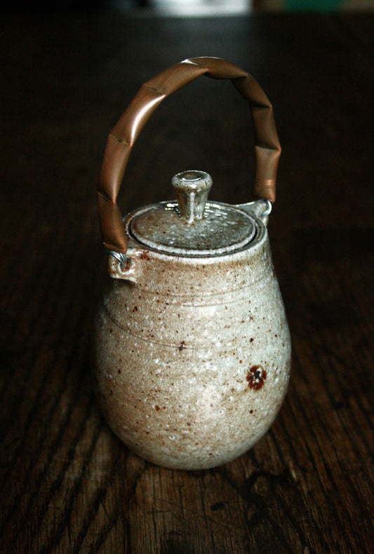 Caddy with copper handle