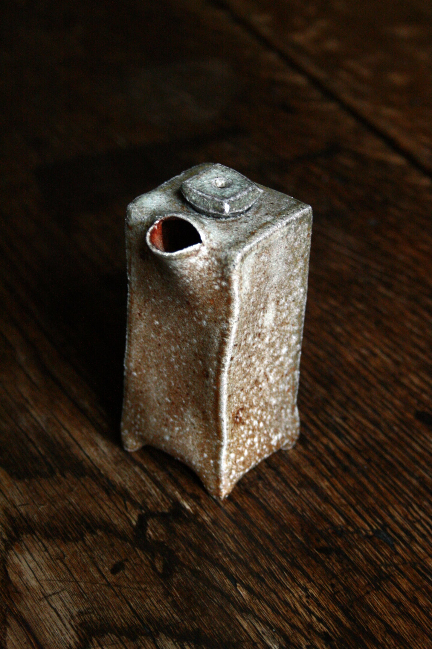 Slab built soy pourer