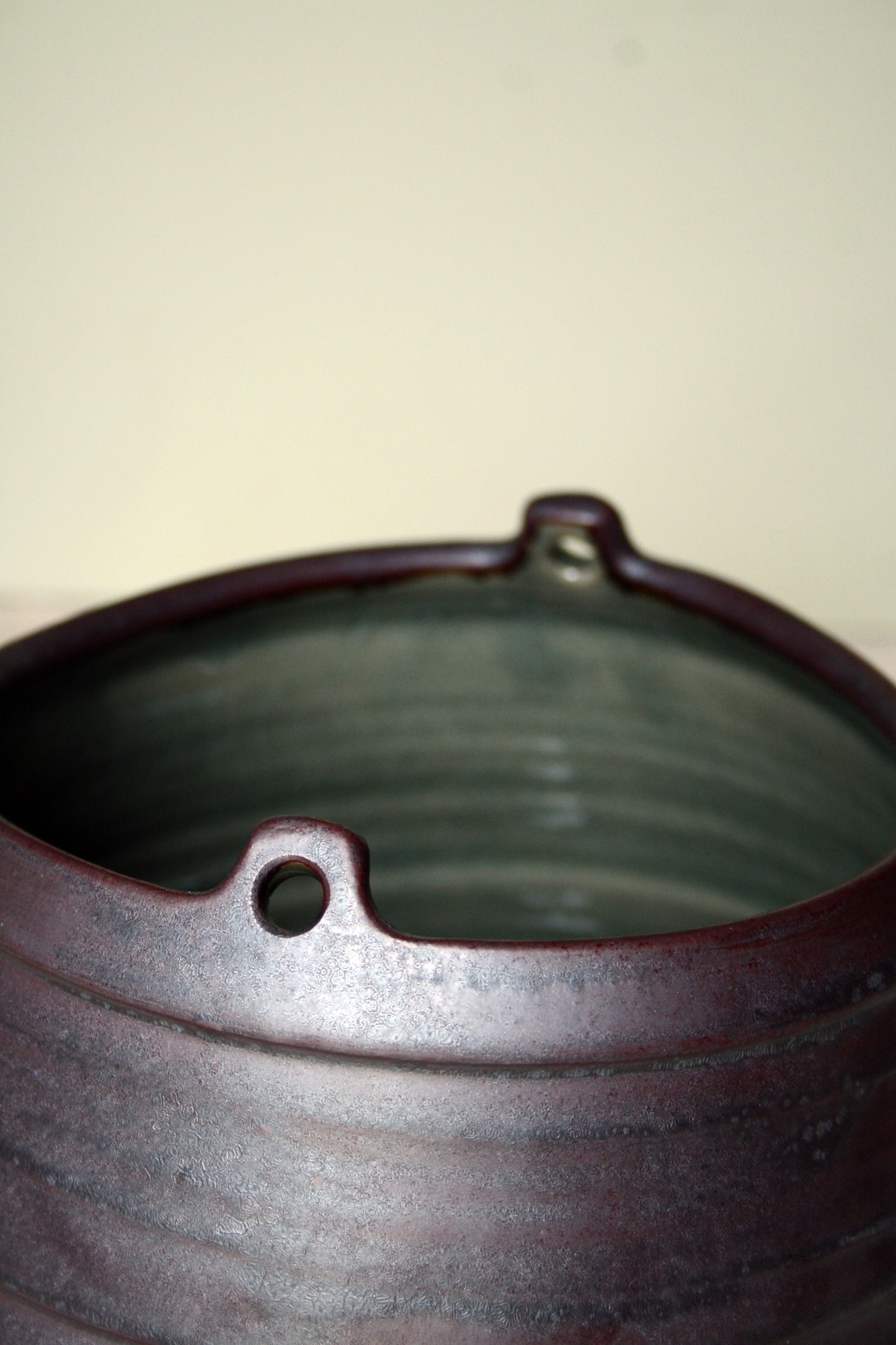 Asymmetric dish