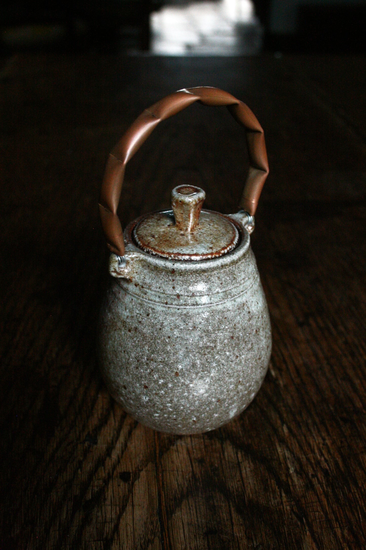 Caddy with copper handle