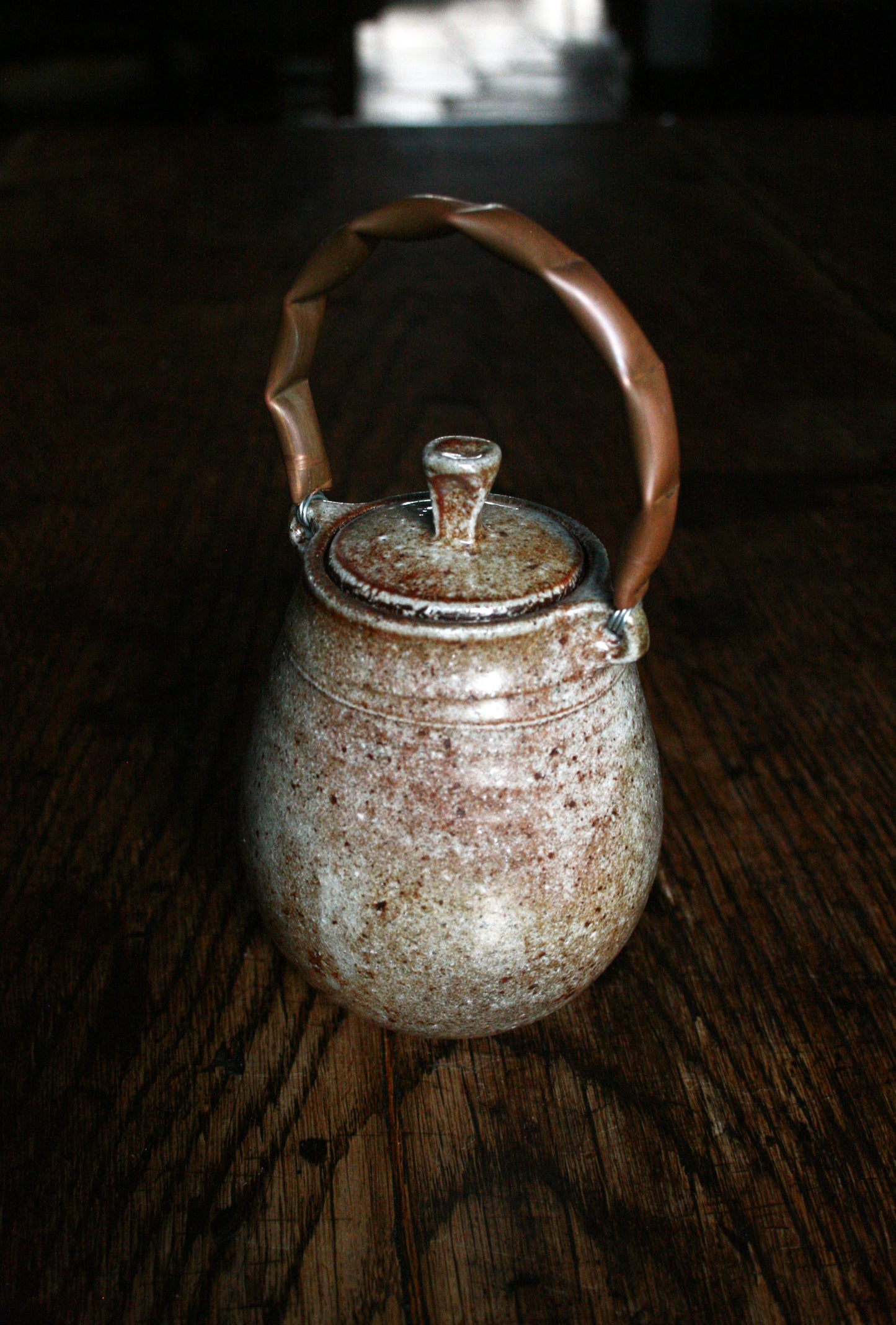 Caddy with copper handle