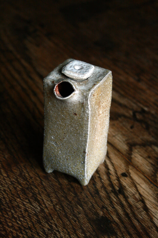 Slab built soy pourer