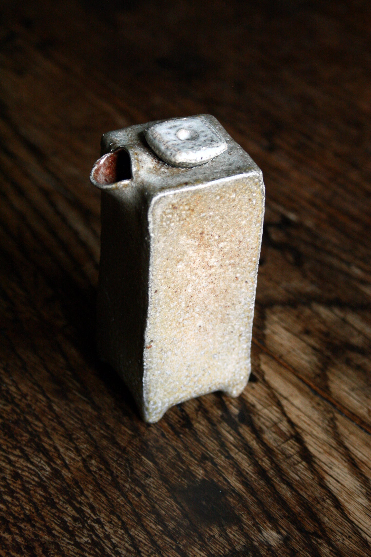 Slab built soy pourer
