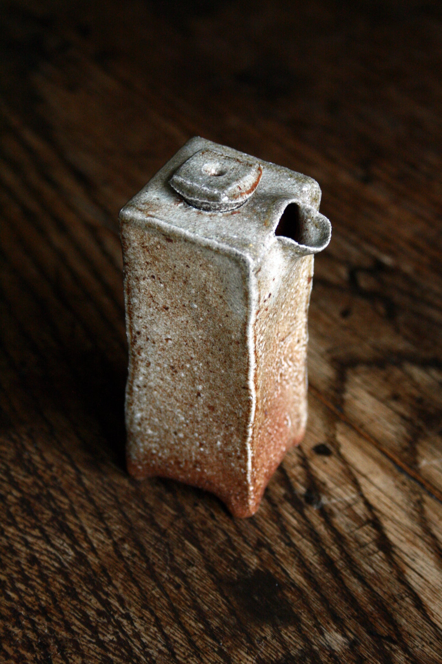 Slab built soy pourer