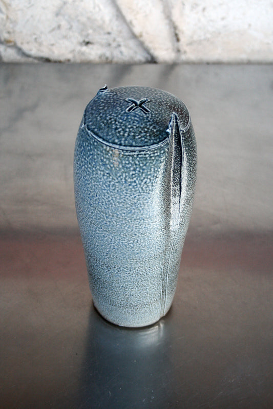 Cross hatch stem vase