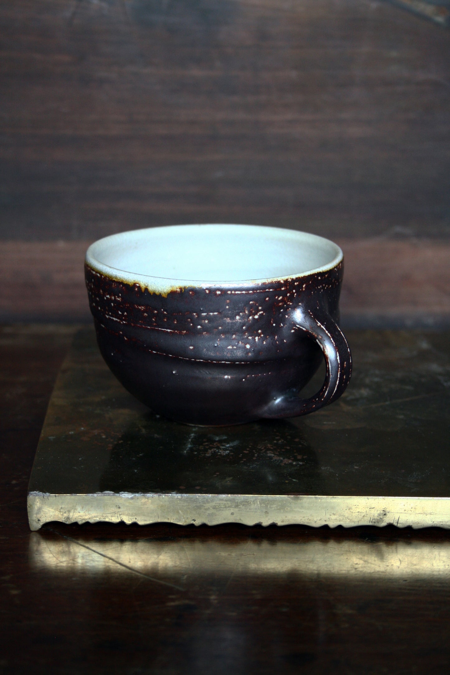 Black slip wide cup