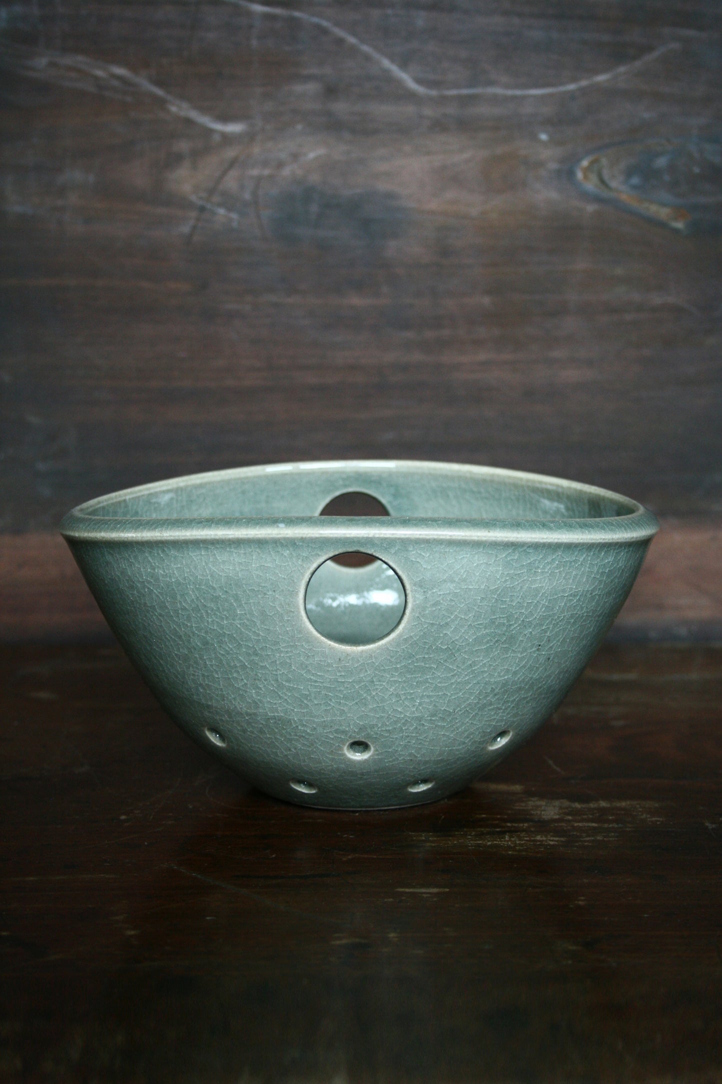 Celadon colander