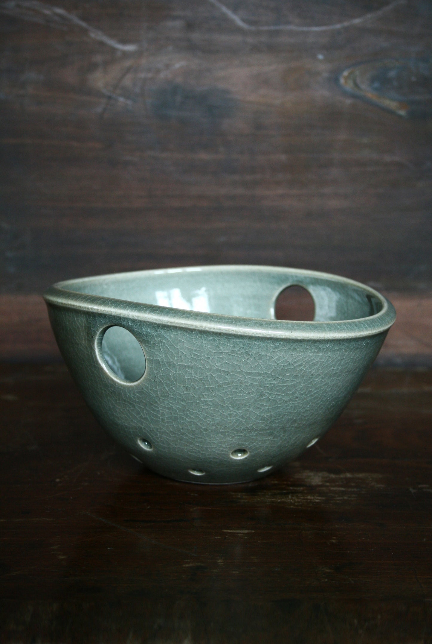 Celadon colander