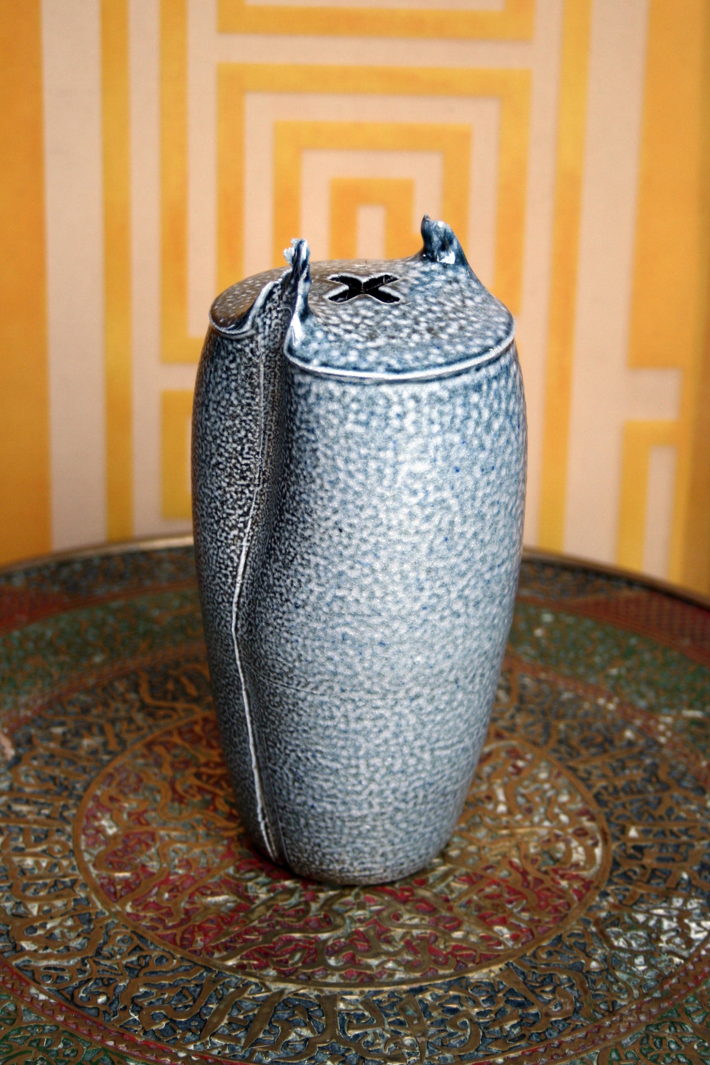Cross hatch vase