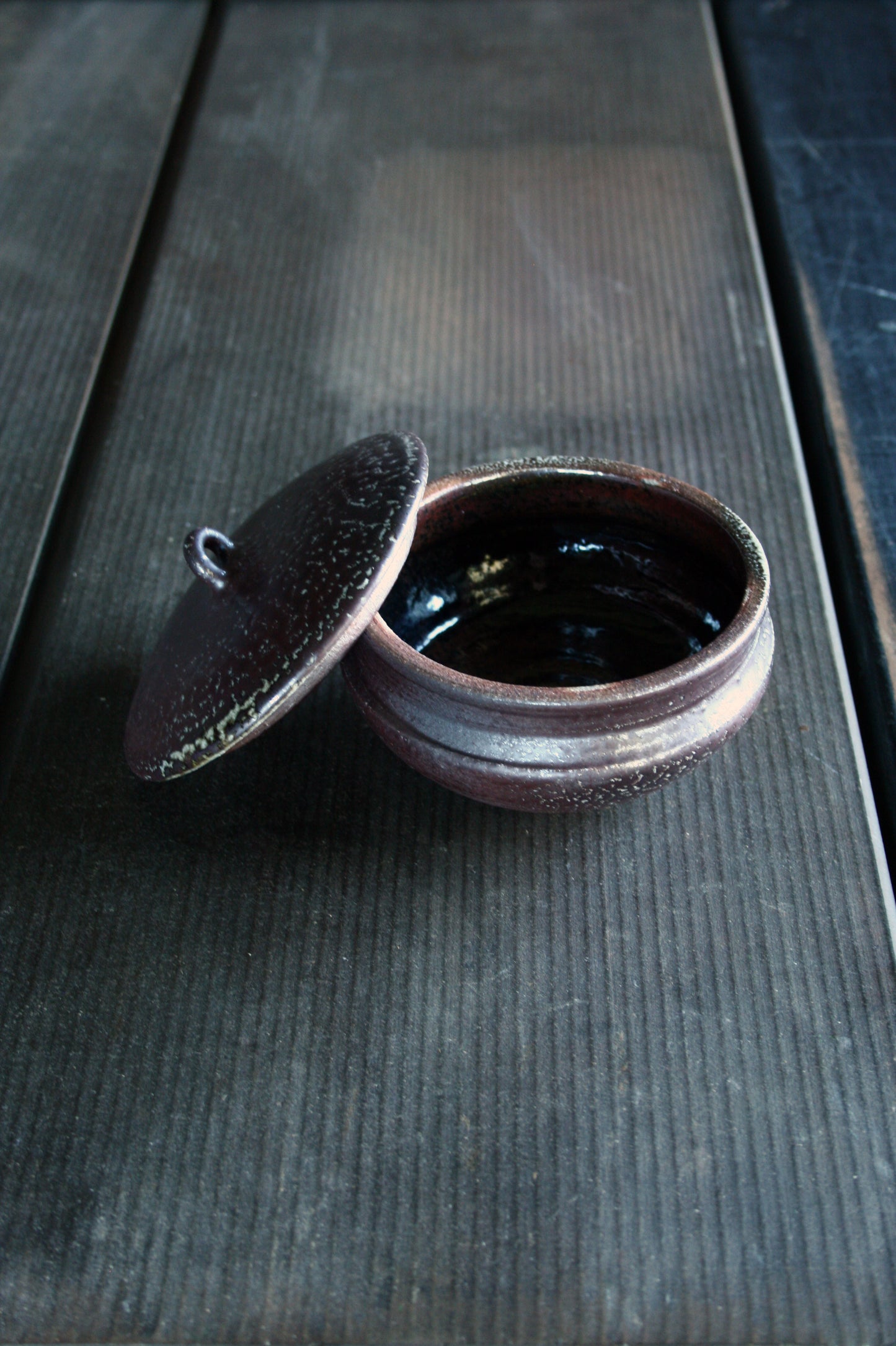Small lidded dish