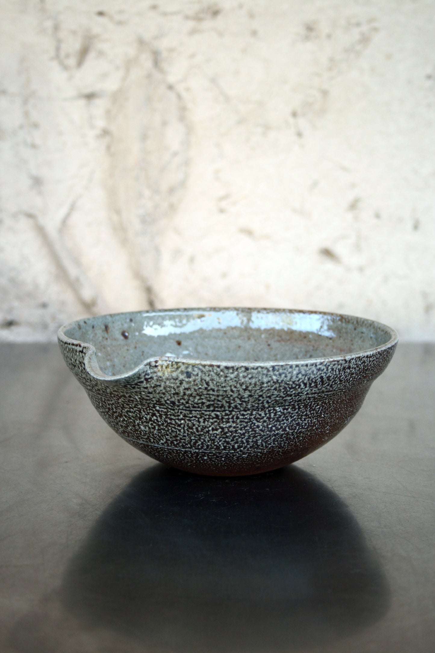 Pouring bowl