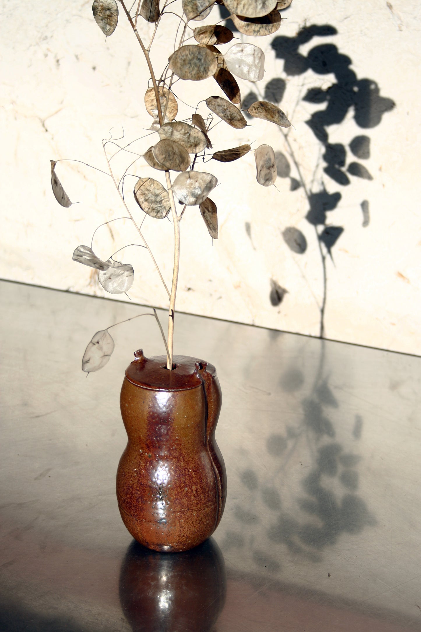 Peanut vase
