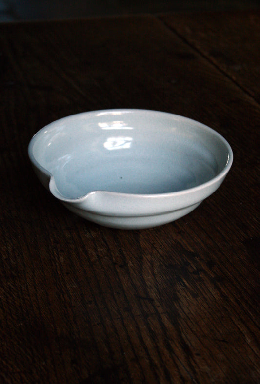 Pouring bowl