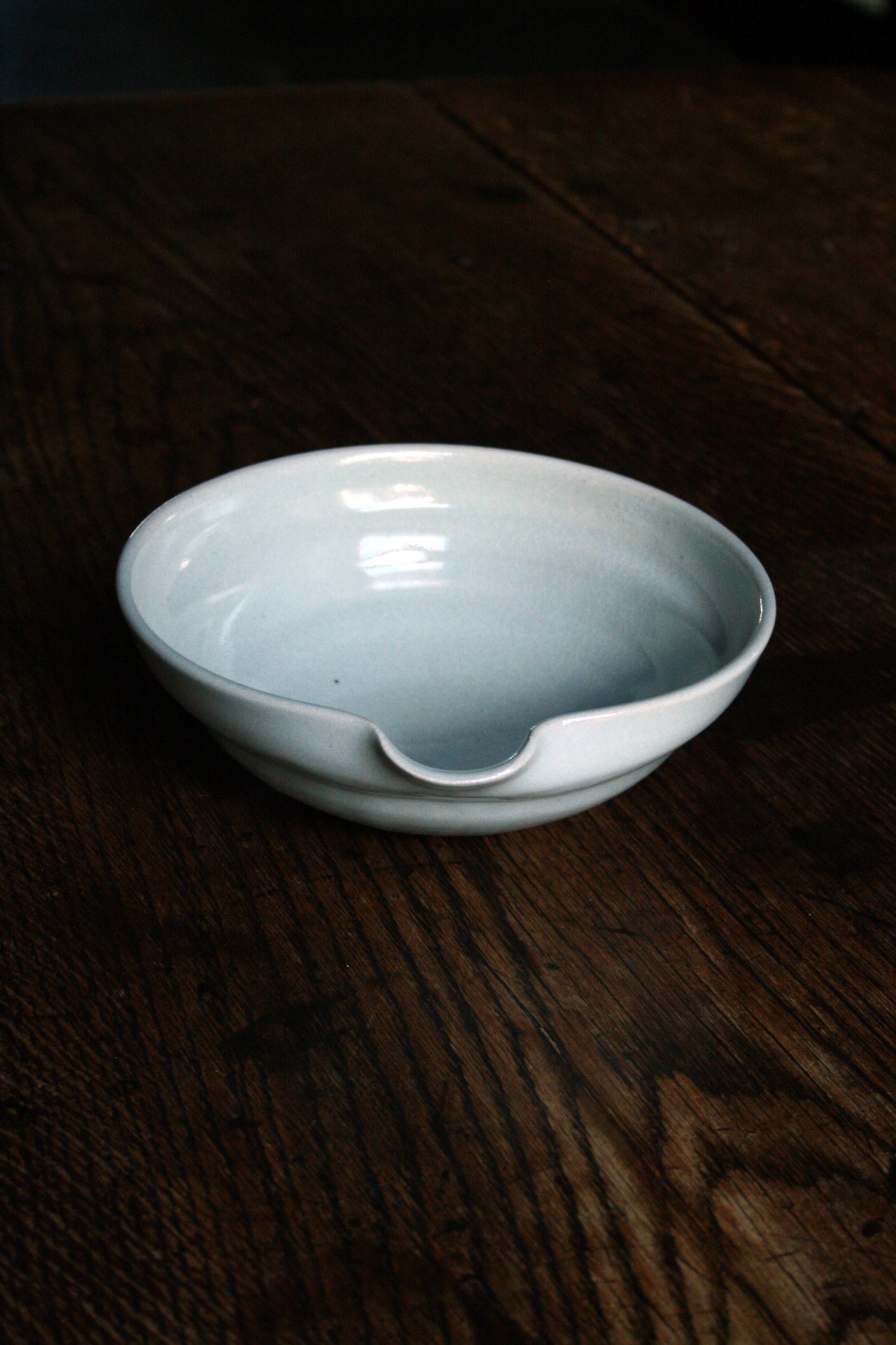 Pouring bowl