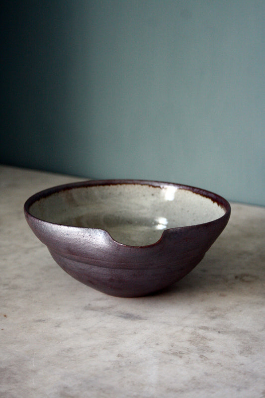 Pouring bowl