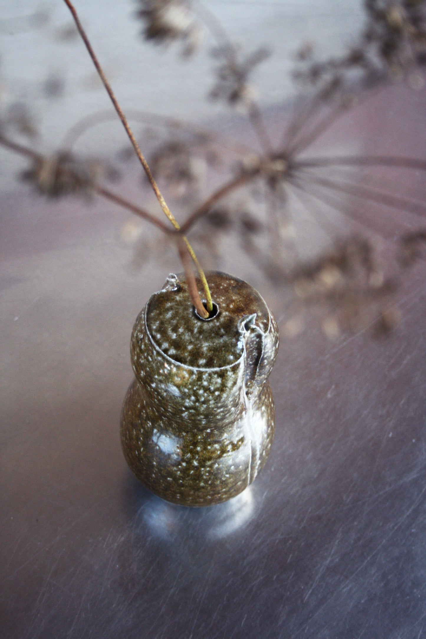 Peanut vase