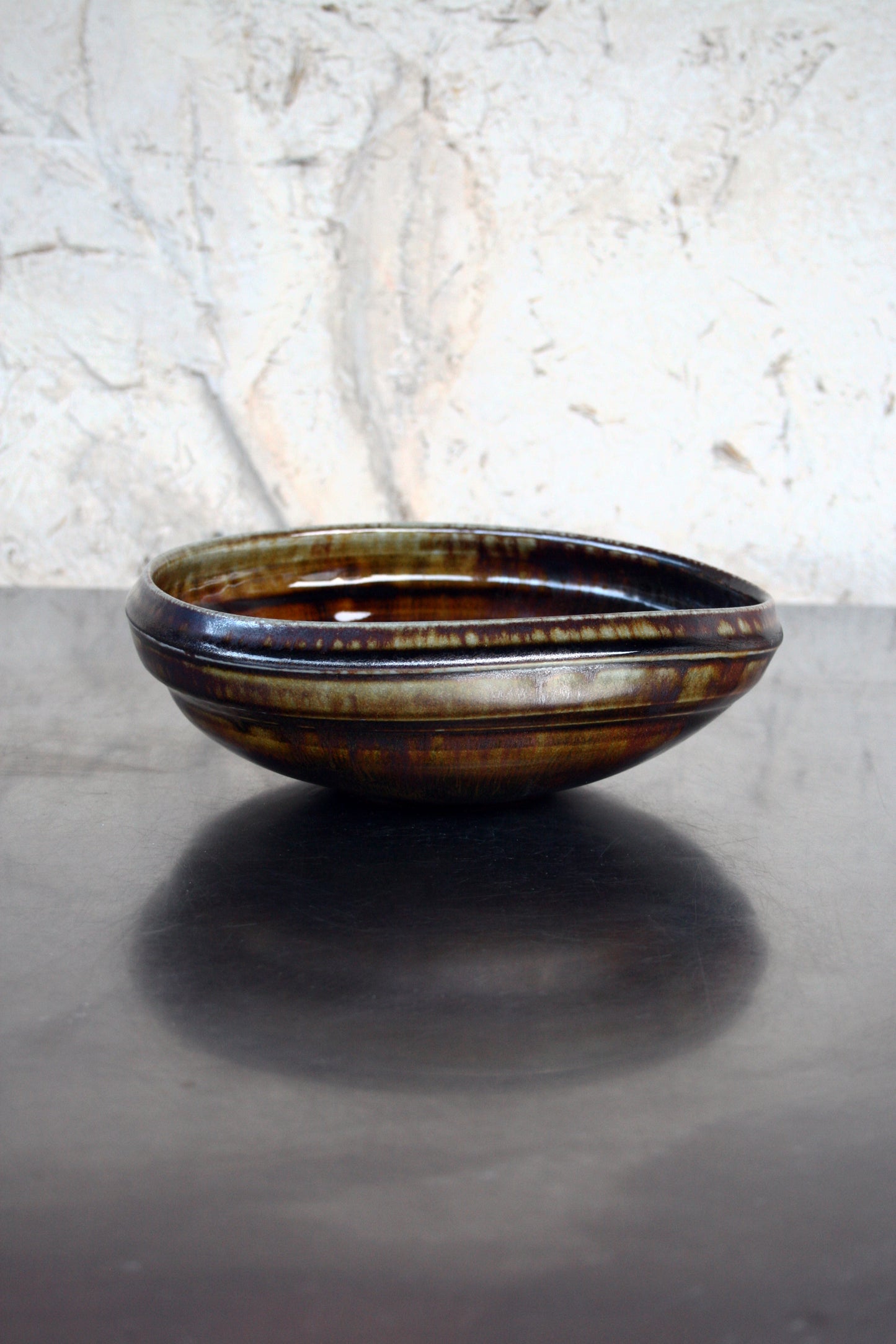 Asymmteric bowl