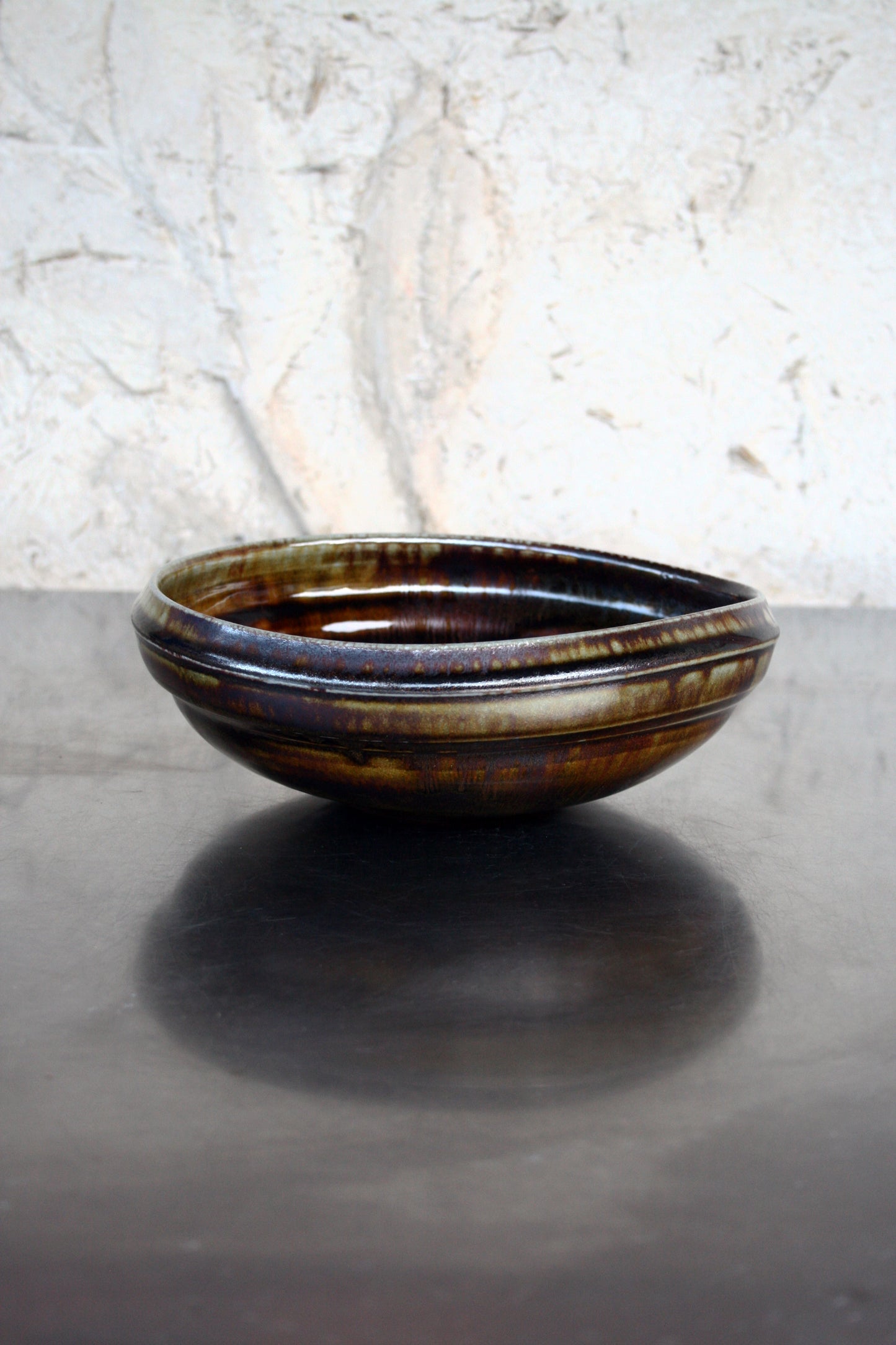 Asymmteric bowl