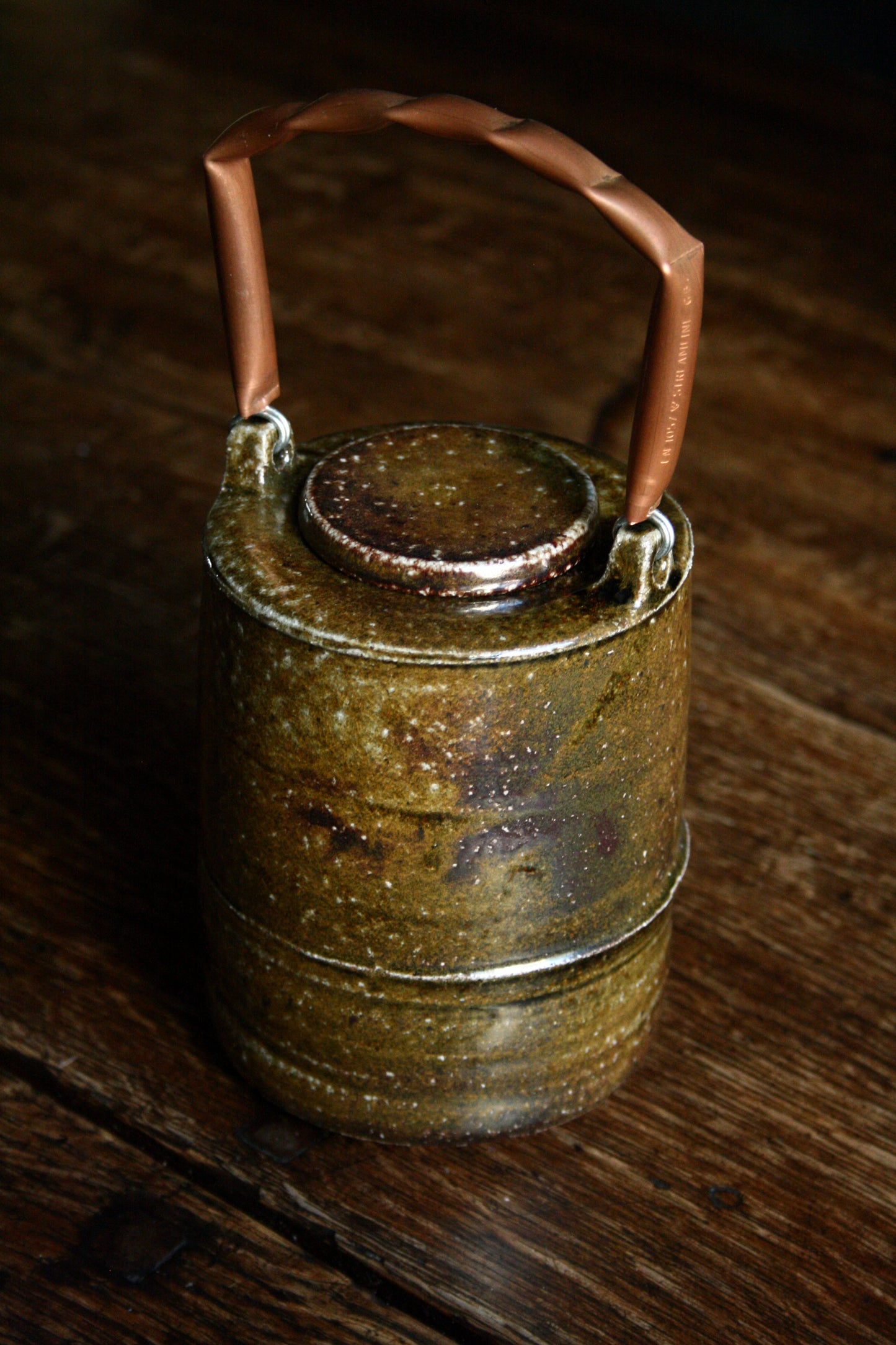 Medium caddy with copper handle