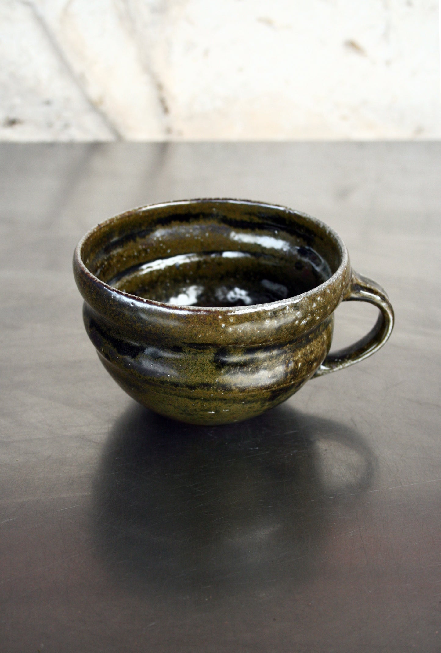 Wide cup