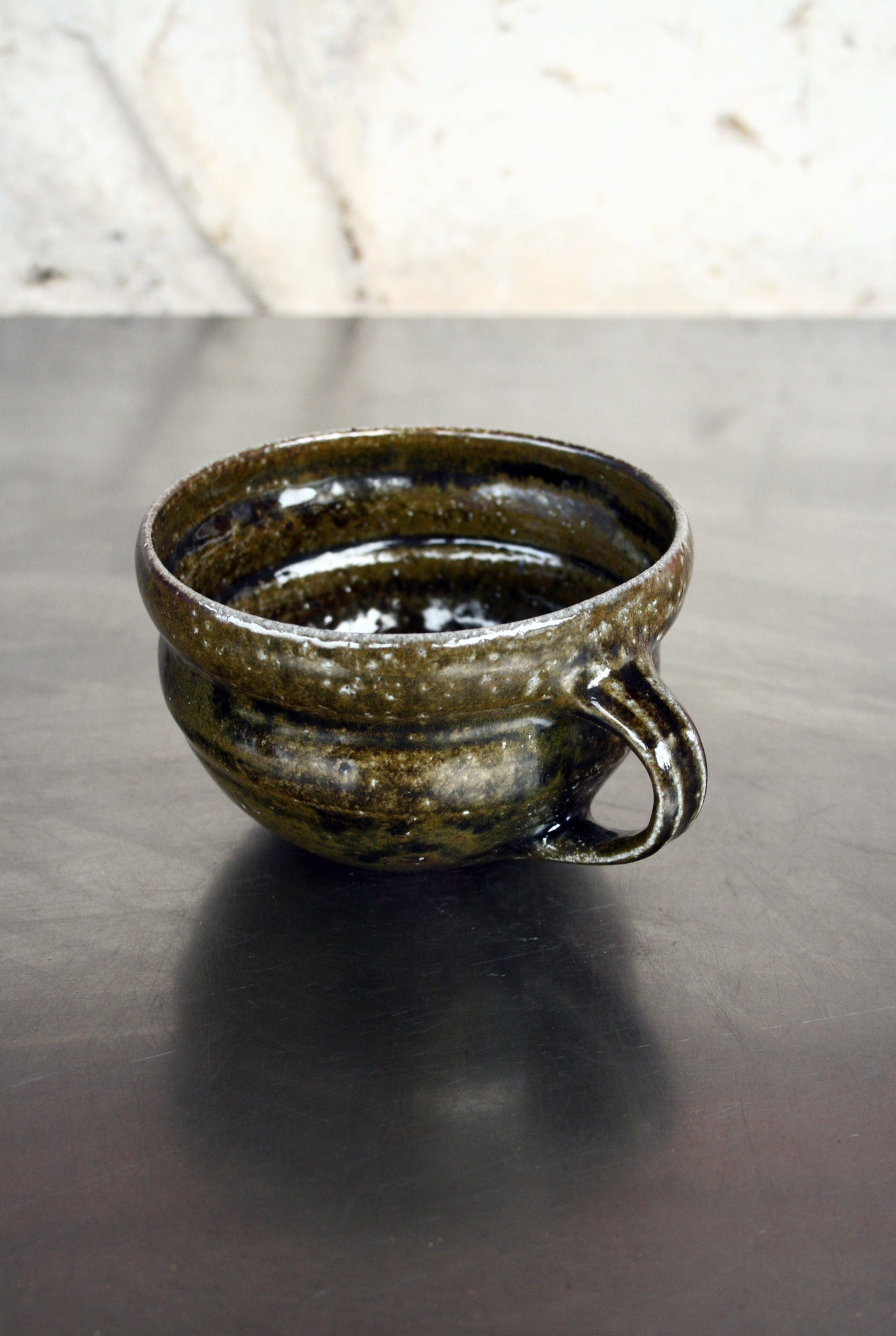 Wide cup