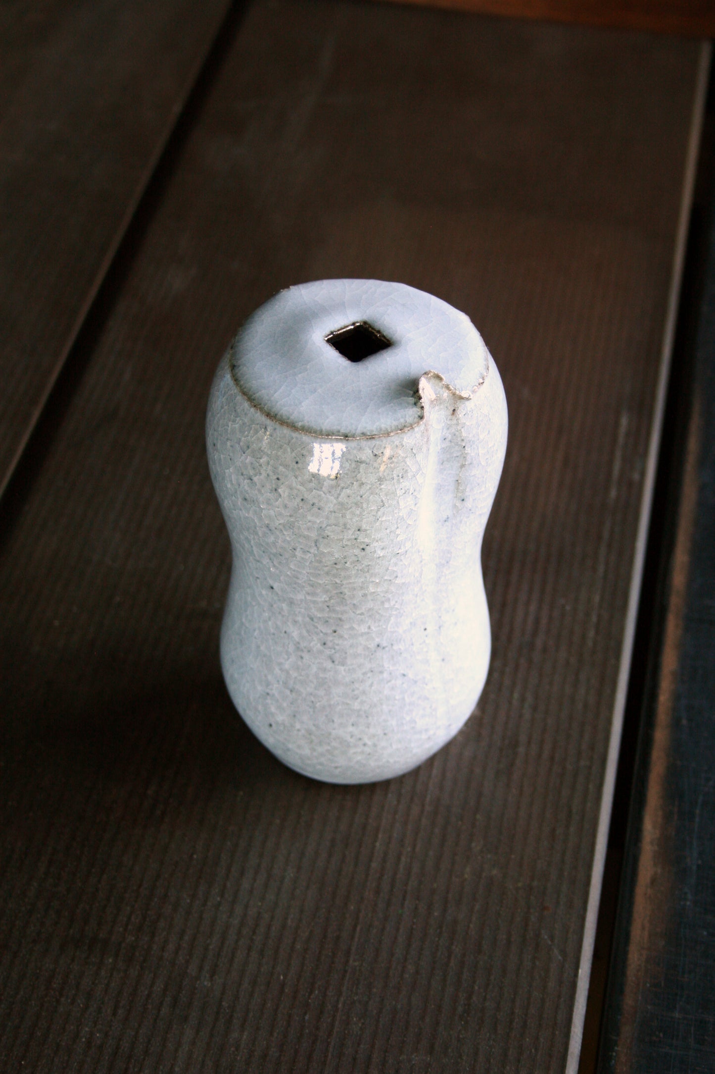 Peanut vase