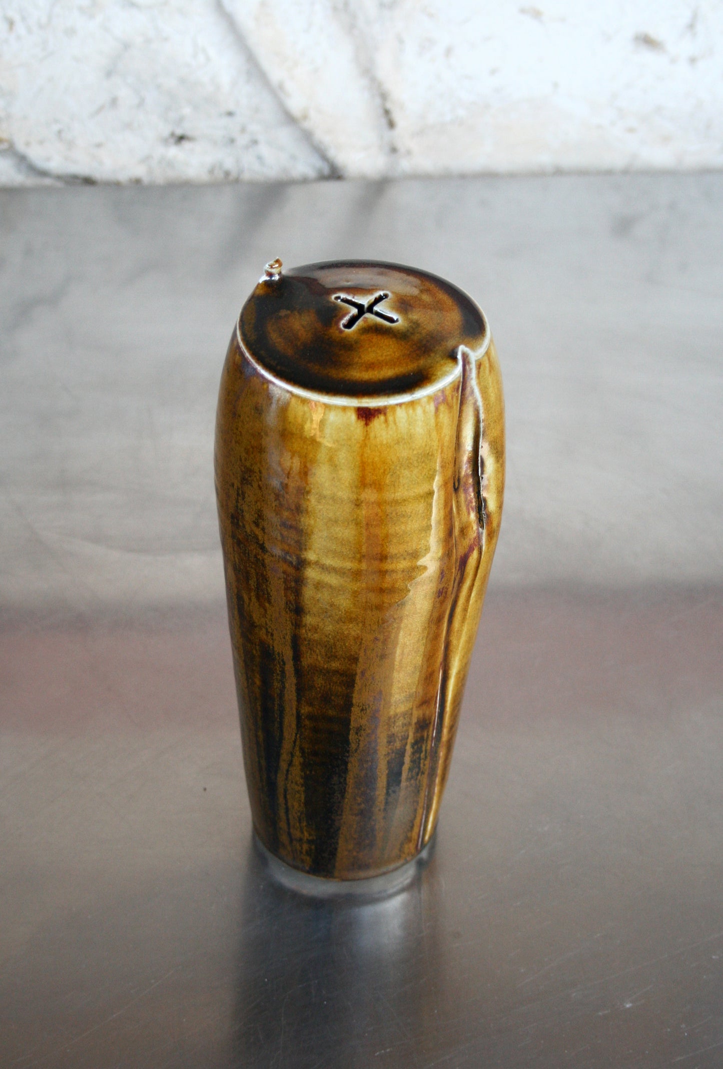 Cross hatch stem vase